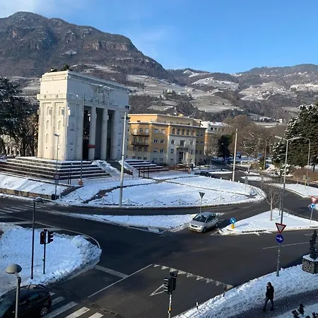 Casa Vittoria - Siegeshaus Апартаменты Больцано